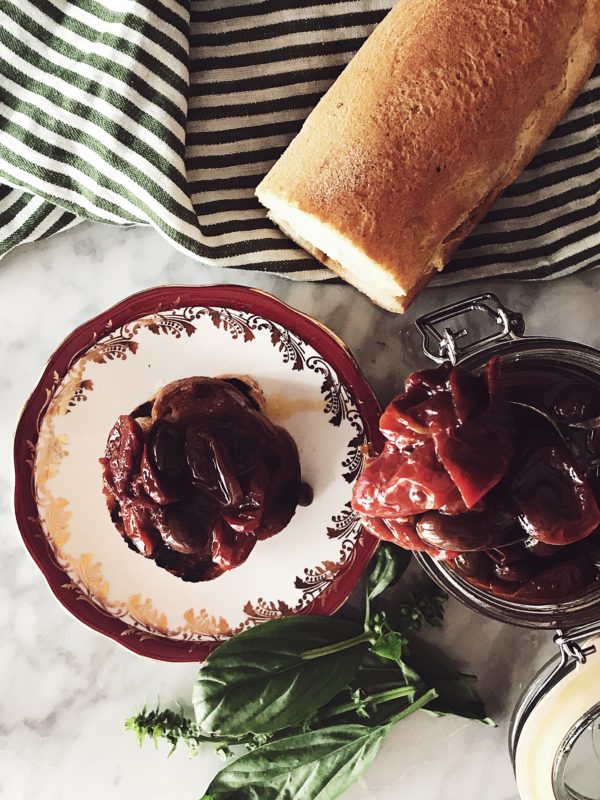 Preserving tomatoes ideas: Italian cherry tomatoes canning recipe. Get this Italian tomato comfort food recipe and more authentic Italian recipes on Gourmet Project, a Rome based Italian food blog.