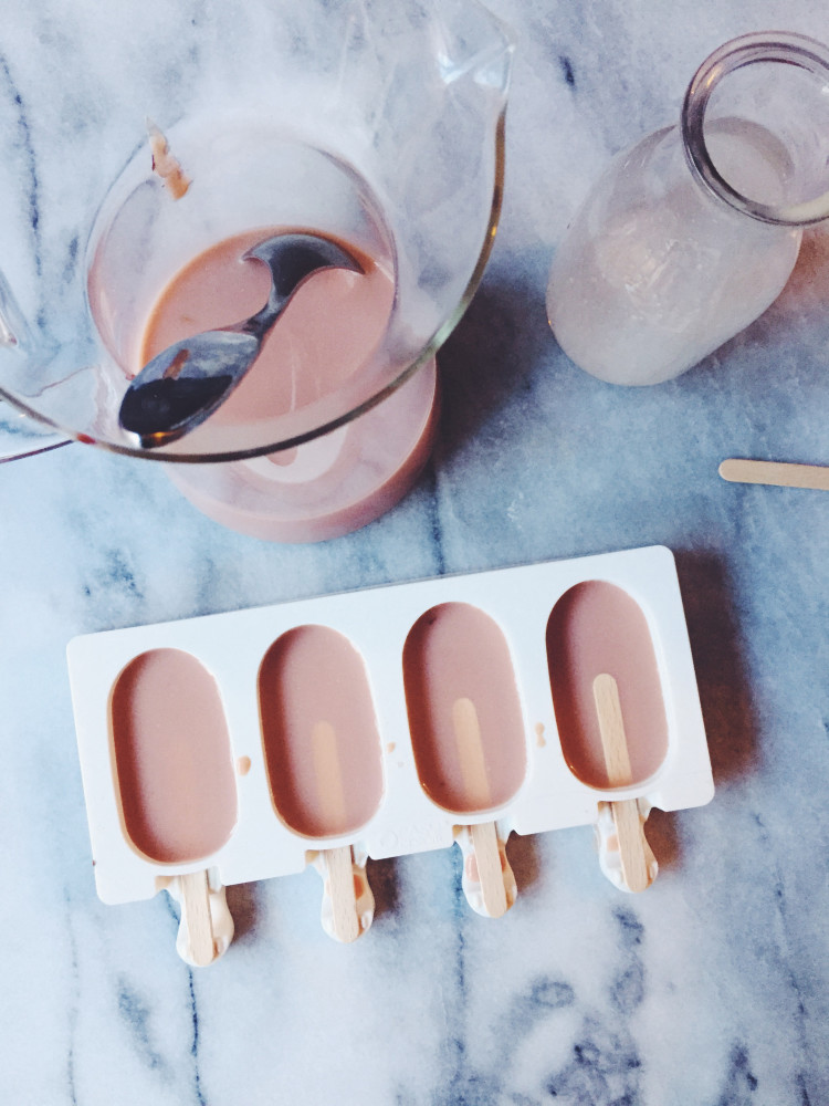 a coconut milk, easy, chai tea popsicles recipe