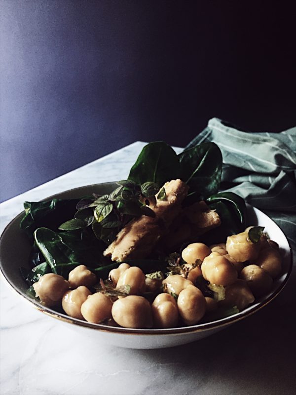a chard, chickpeas and tuna filets warm salad recipe with looots of fresh oregano