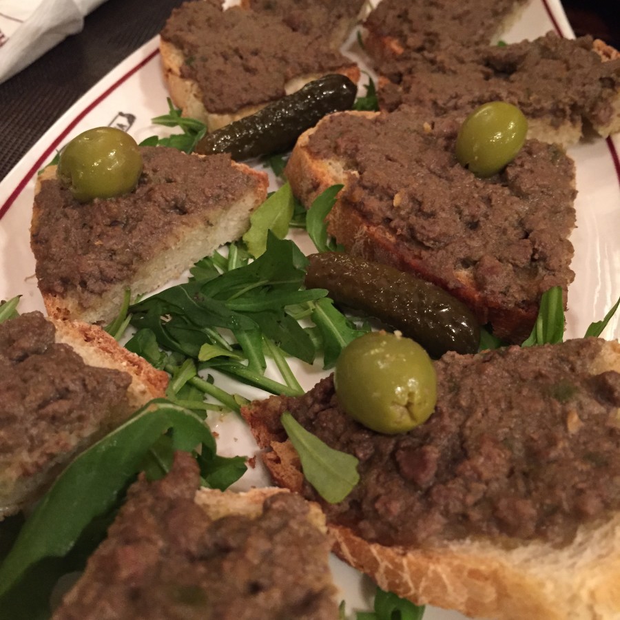 liver crostini