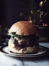 Gourmet hamburger recipes: aged parmesan and red wine Italian hamburger.