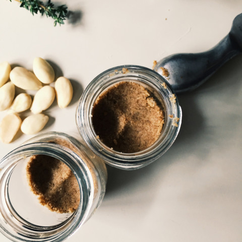 no bake Almond & Thyme Nougat Cheesecake cheesecake in a jar