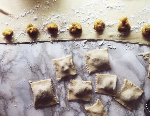pumpkin ravioli with sage butter (and a pinch of spices)