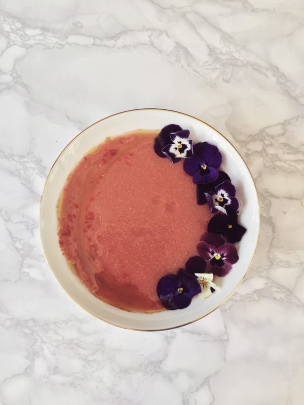 an easy gazpacho recipe, garnished with pansies. a Spanish soup to refresh a hot summer day.