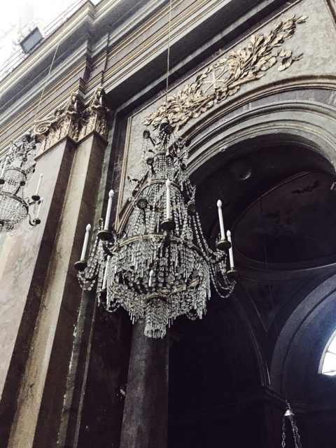 the chandeliers church in Rome