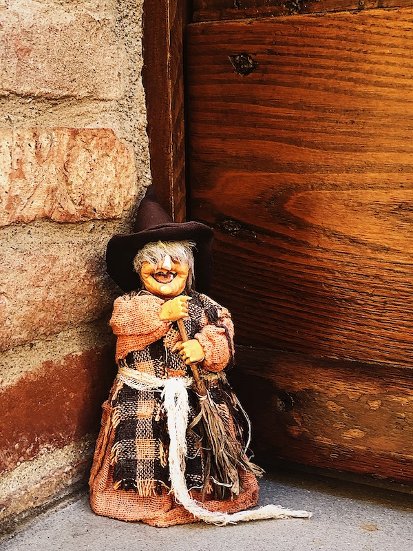 La Befana Italian Christmas tradition decoration