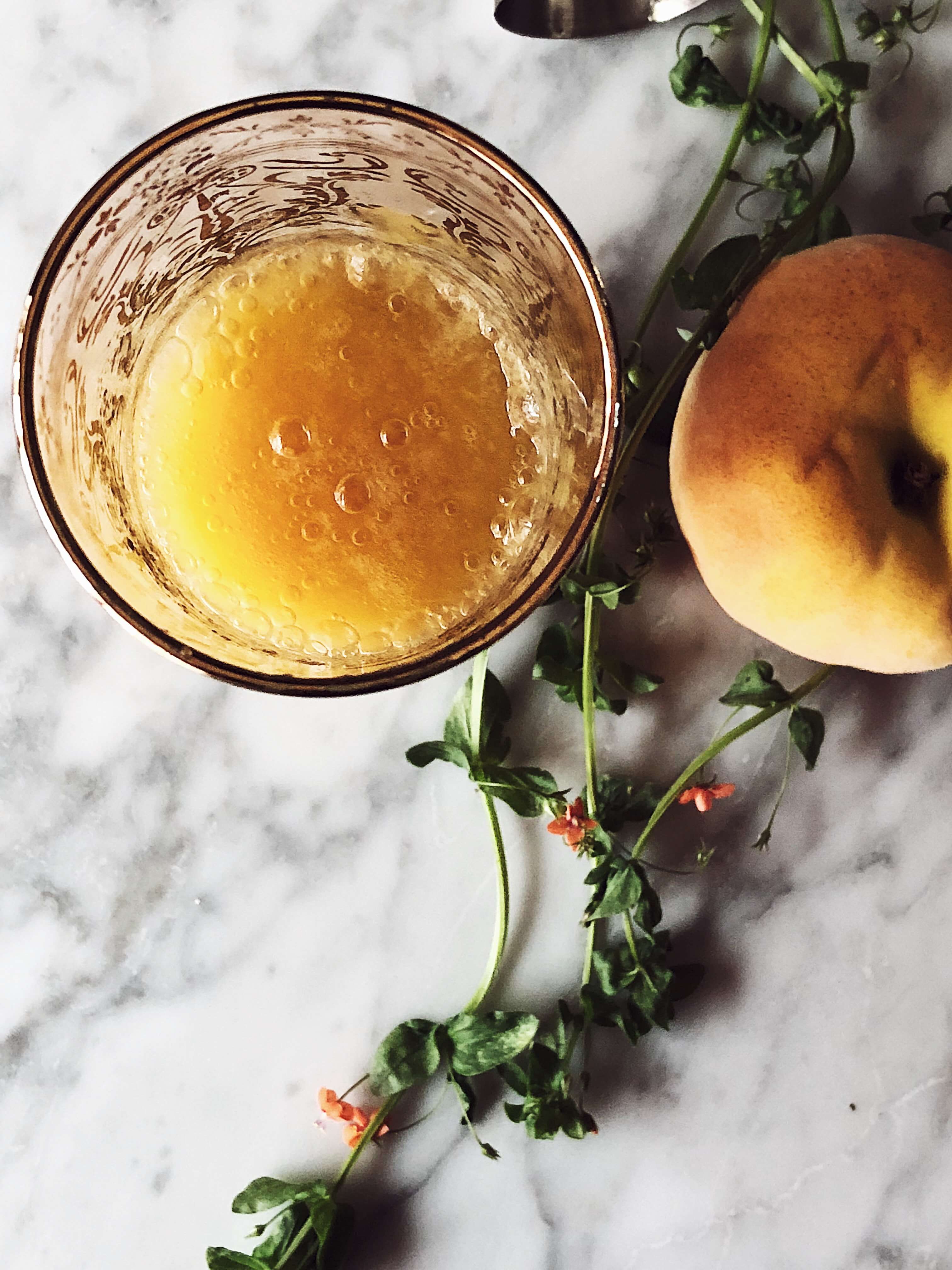 Italian peach bellini recipe