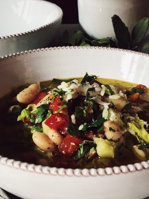 minestrone soup recipe closeup