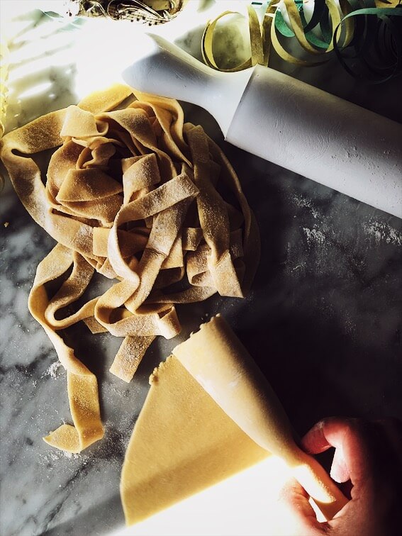 tagliatelle pasta making