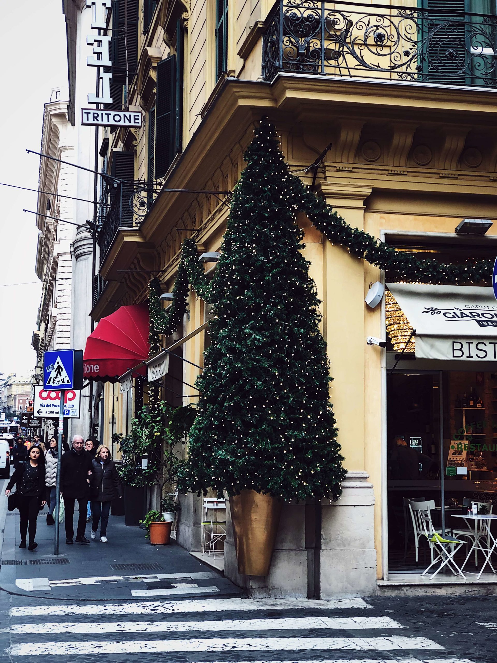 a Christmas tree in the streets of Rome