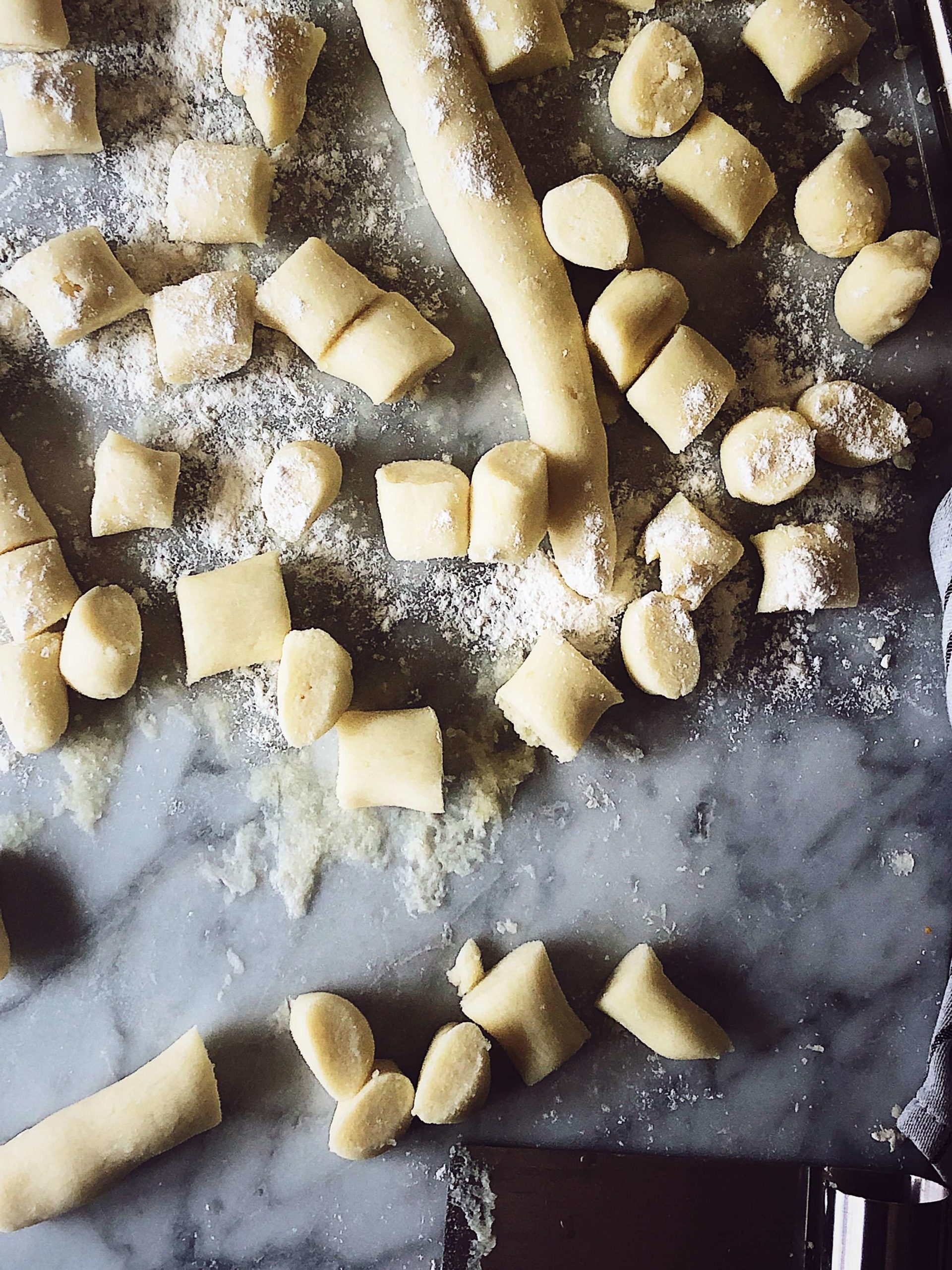 cutting gnocchi cylinders