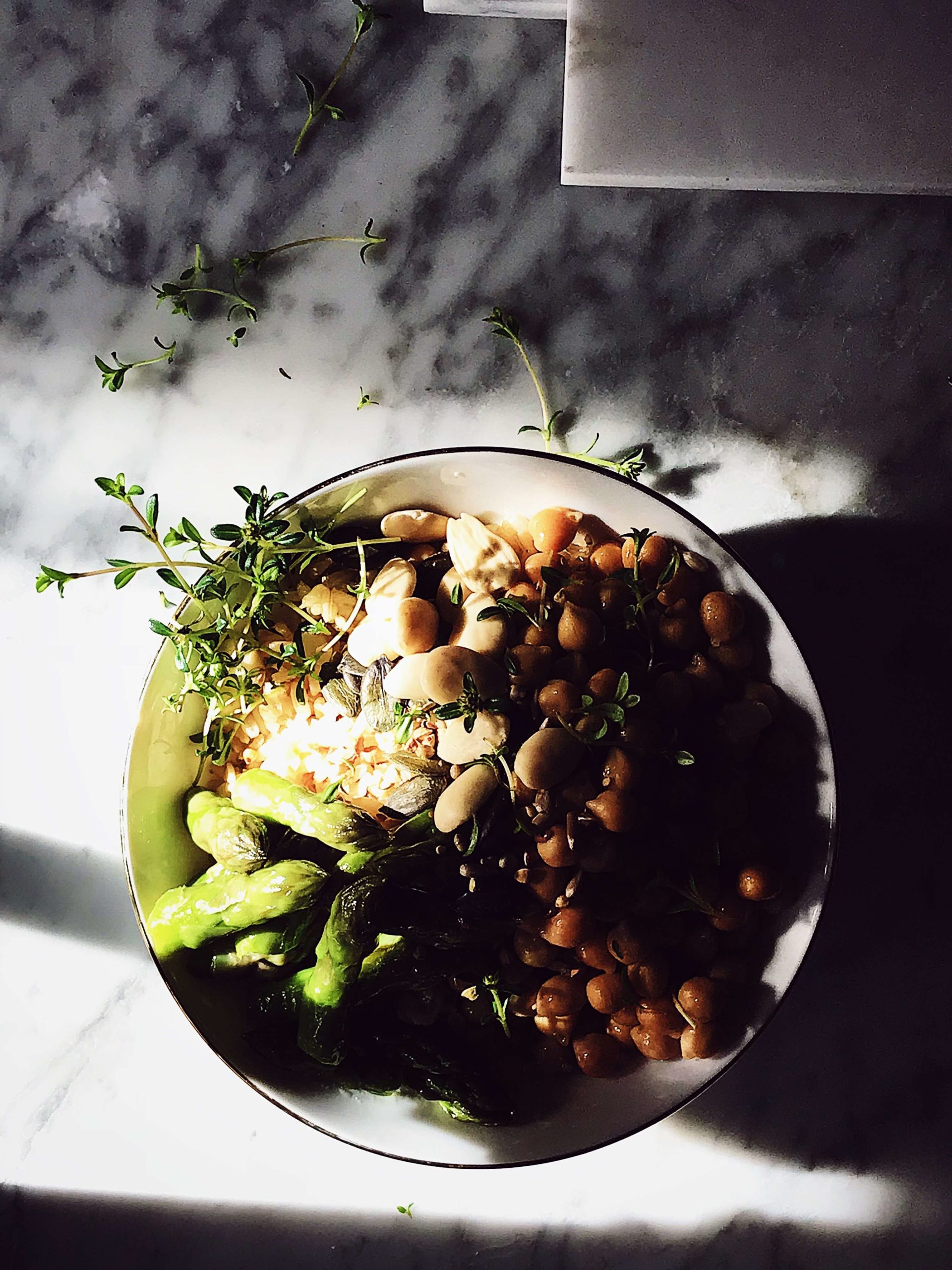 asparagus Buddha bowl with chickpeas