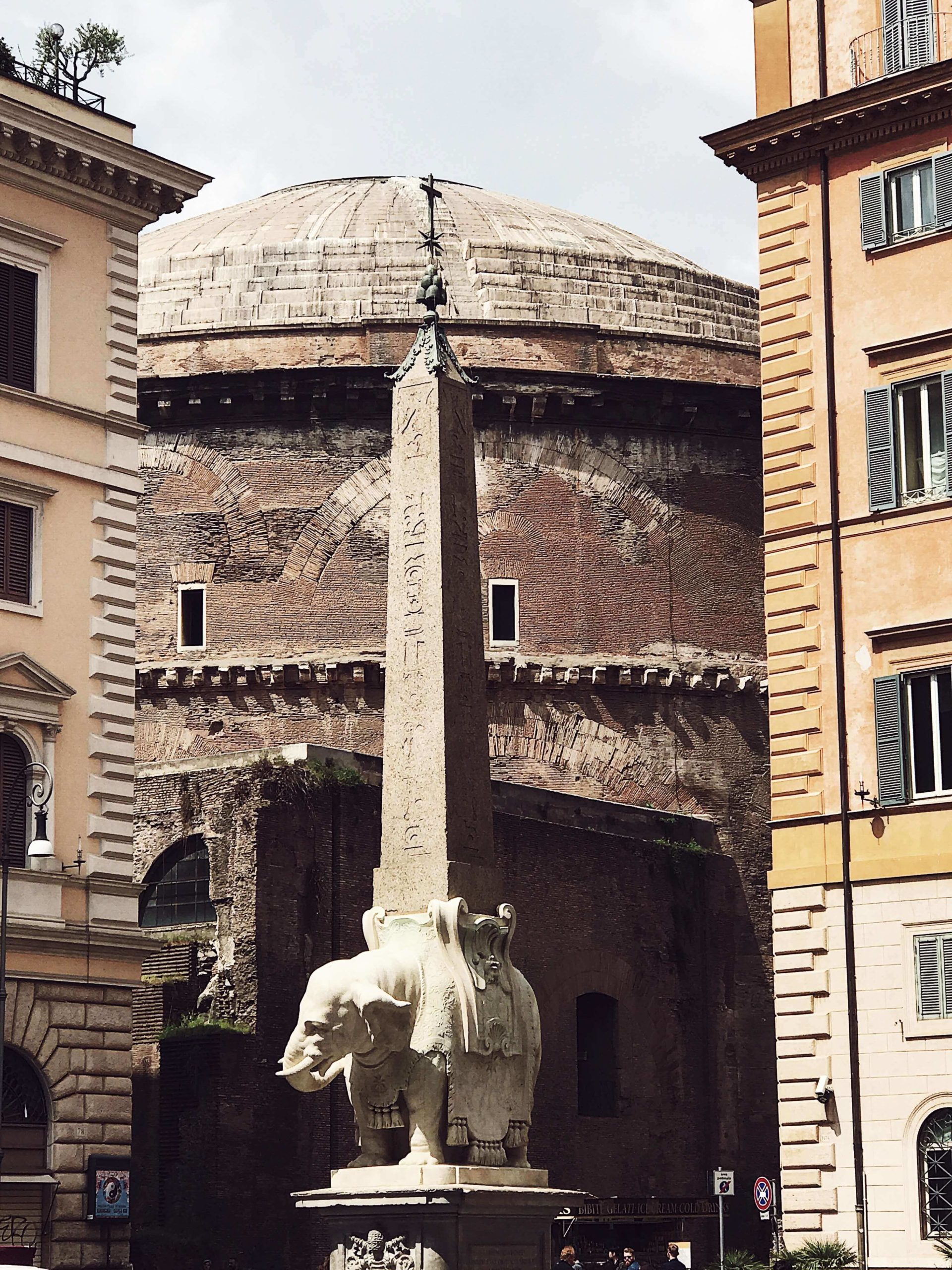 Rome in pictures: the elephant in piazza minerva