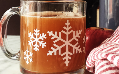 How to Make the hot apple juice and cinnamon drink recipe of the Italian Alps
