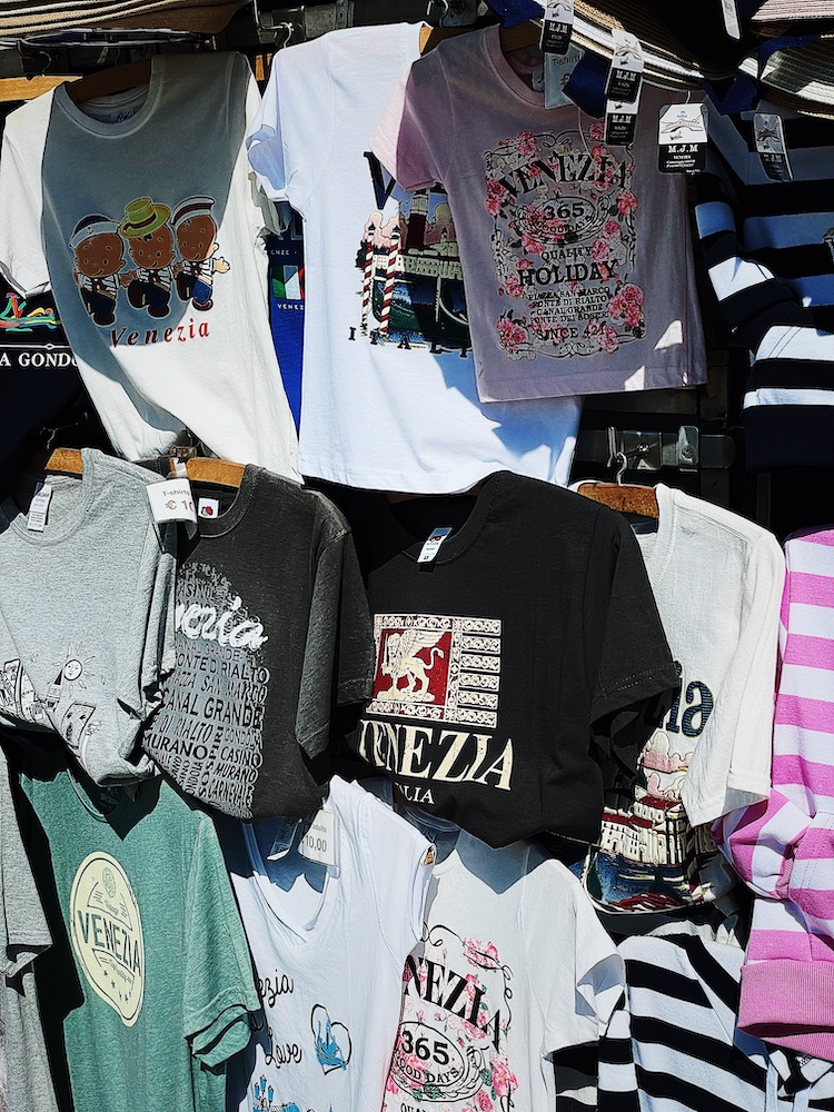souvenirs